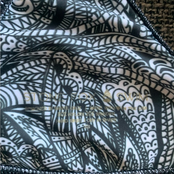 Stone Fox Swim Set - Picture 4 of 5